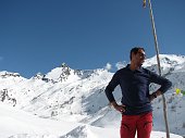 23 Il cordiale esperto  rifugista Angelo